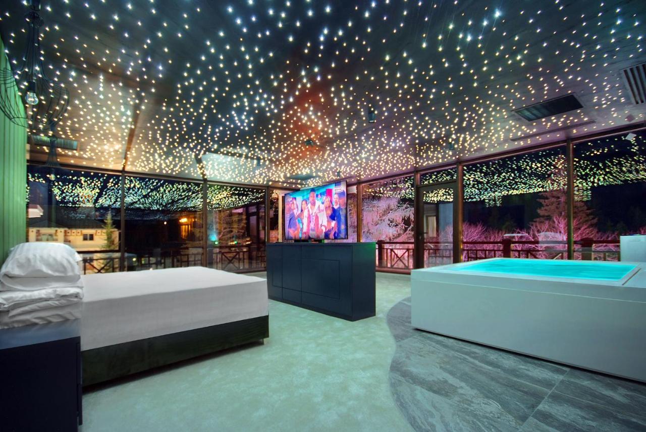 Complex Panoramic Hotel สลานิก-มอลโดวา ภายนอก รูปภาพ